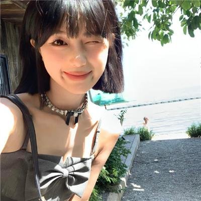 丹顶鹤女孩